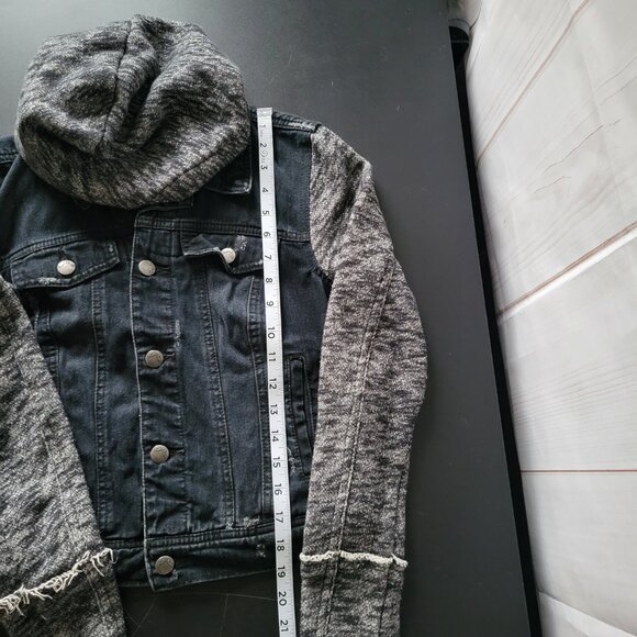 Free People Distressed Knit/Denim Jean Jacket, Women’s XS, Black, Removable Hood - Picture 10 of 10